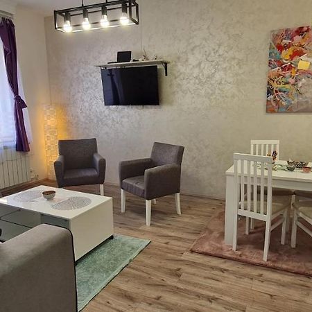 Julija Apartment Belgrad Zewnętrze zdjęcie