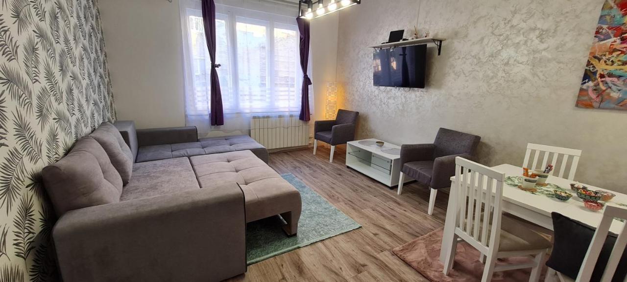 Julija Apartment Belgrad Zewnętrze zdjęcie